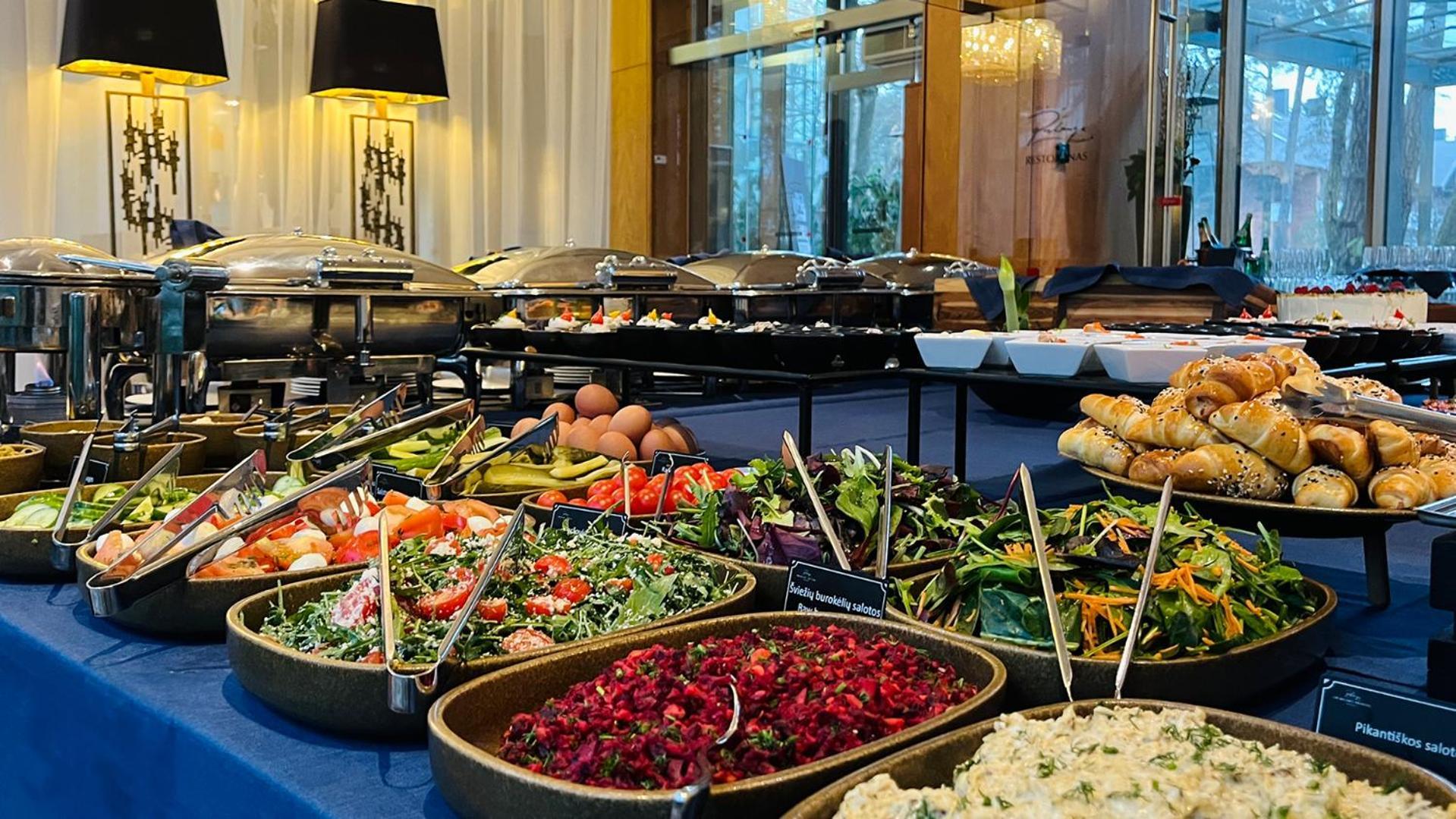 Palanga Life Balance Spa Hotel Kültér fotó A buffet