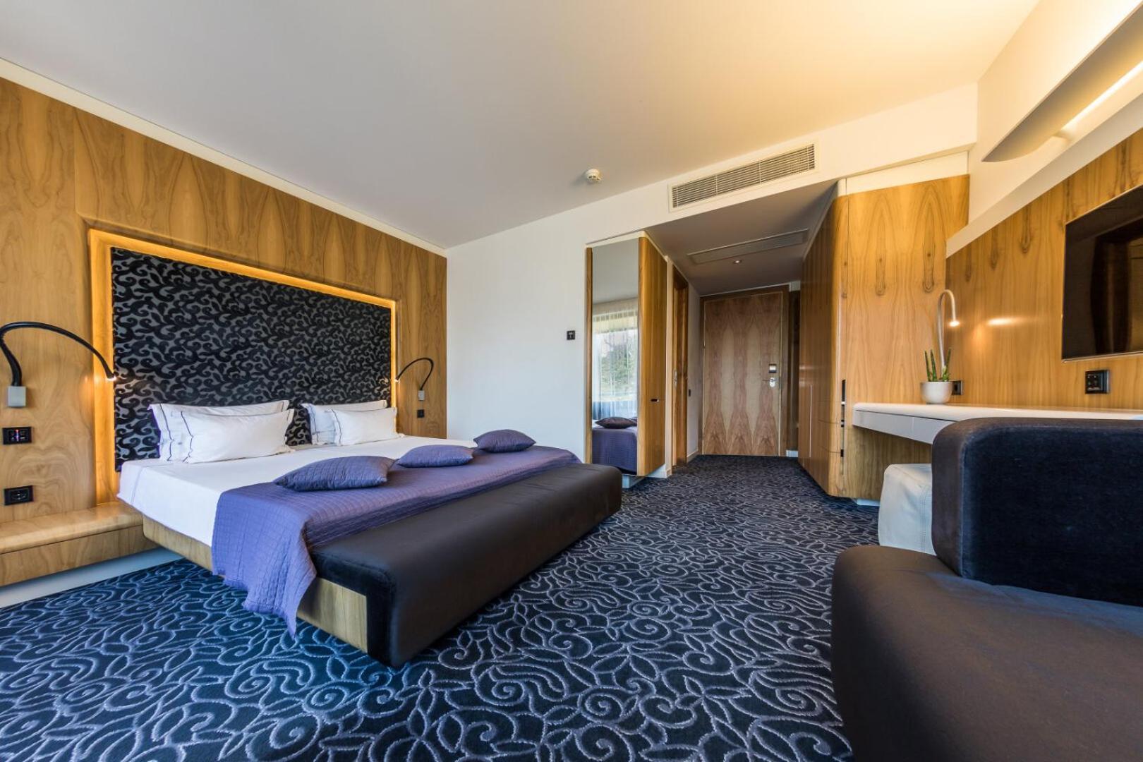 Palanga Life Balance Spa Hotel Kültér fotó A room at the hotel