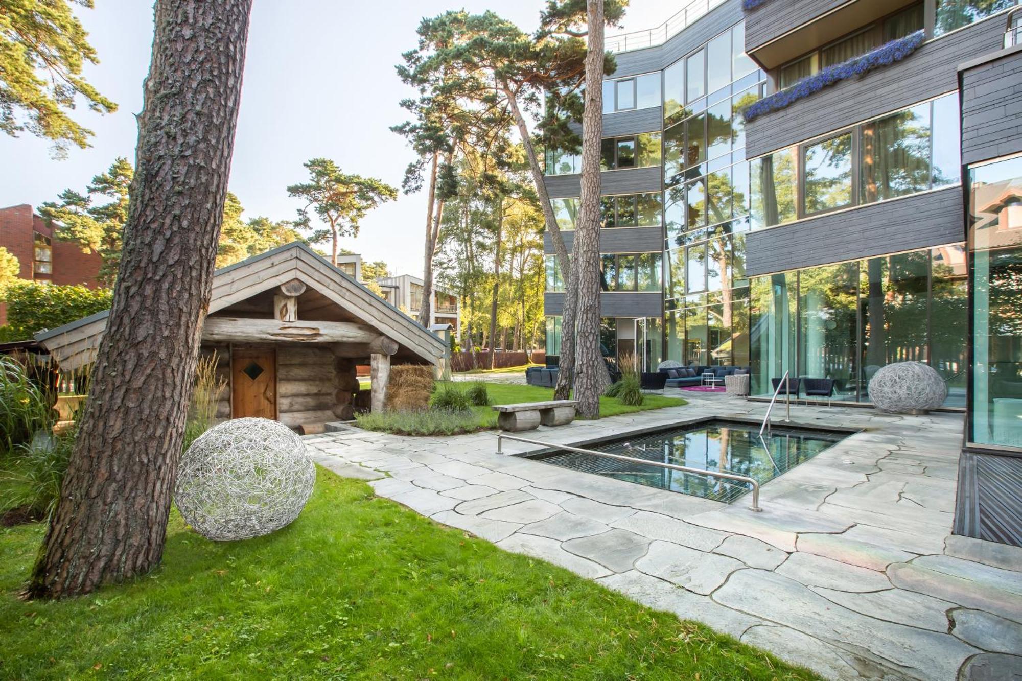 Palanga Life Balance Spa Hotel Kültér fotó The hotel's garden